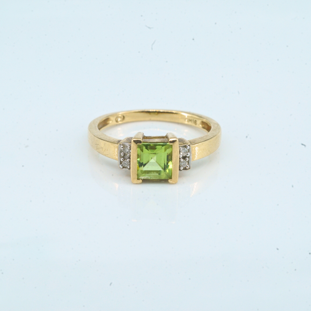 Queen of the Jungle Ring